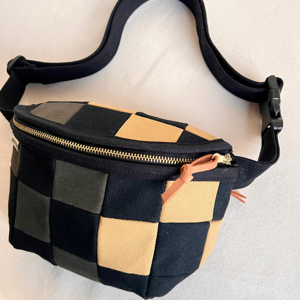 checkerboard fanny bag, forest/honey/black